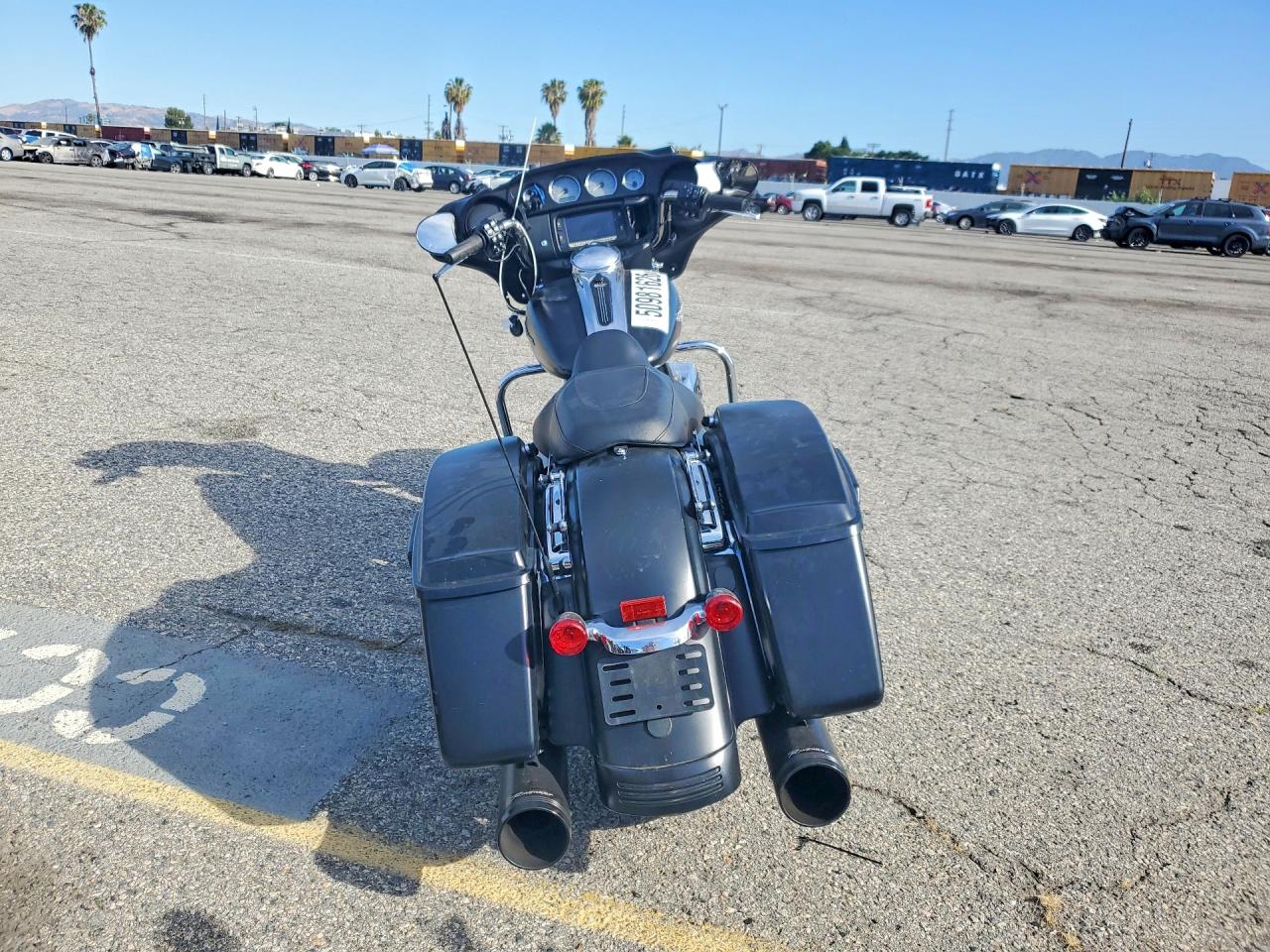 HARLEY-DAVIDSON FLHX 2017 — 5