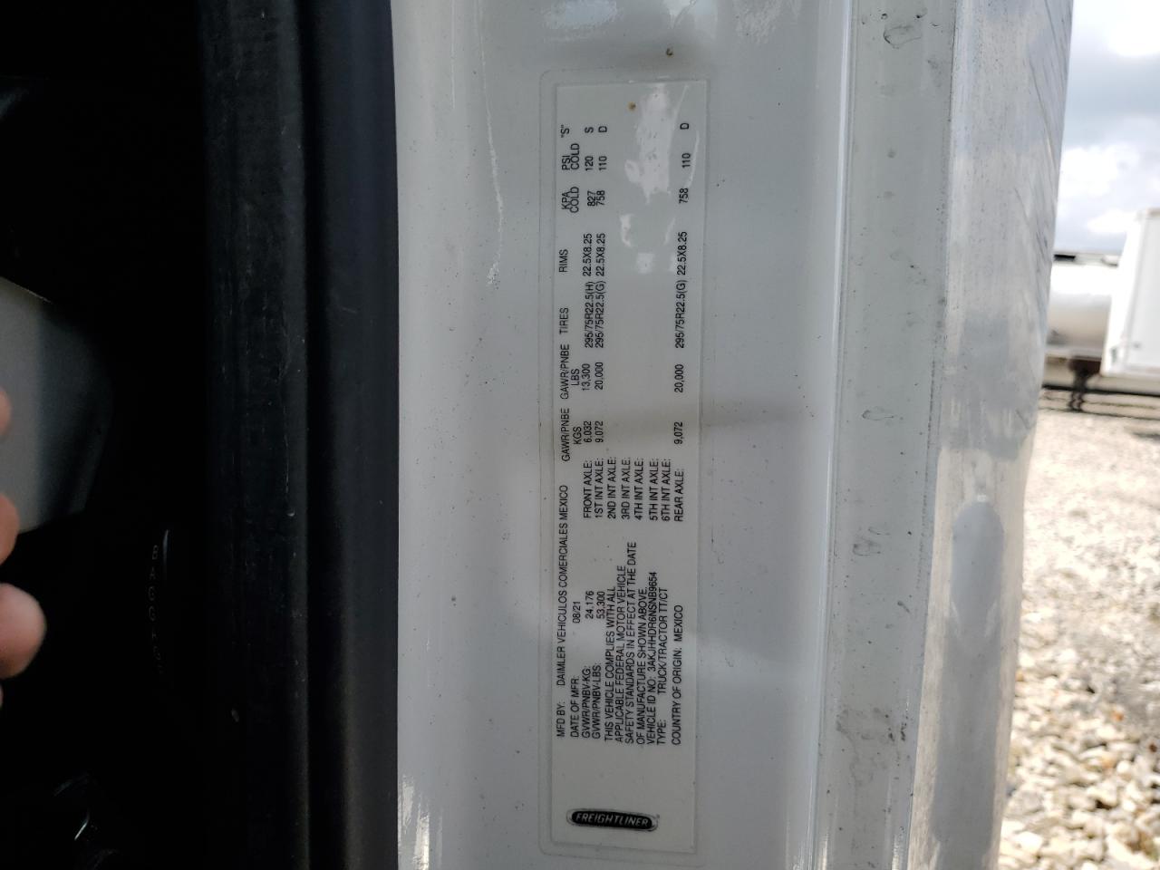 FREIGHTLINER CASCADIA 126 2022 — 11