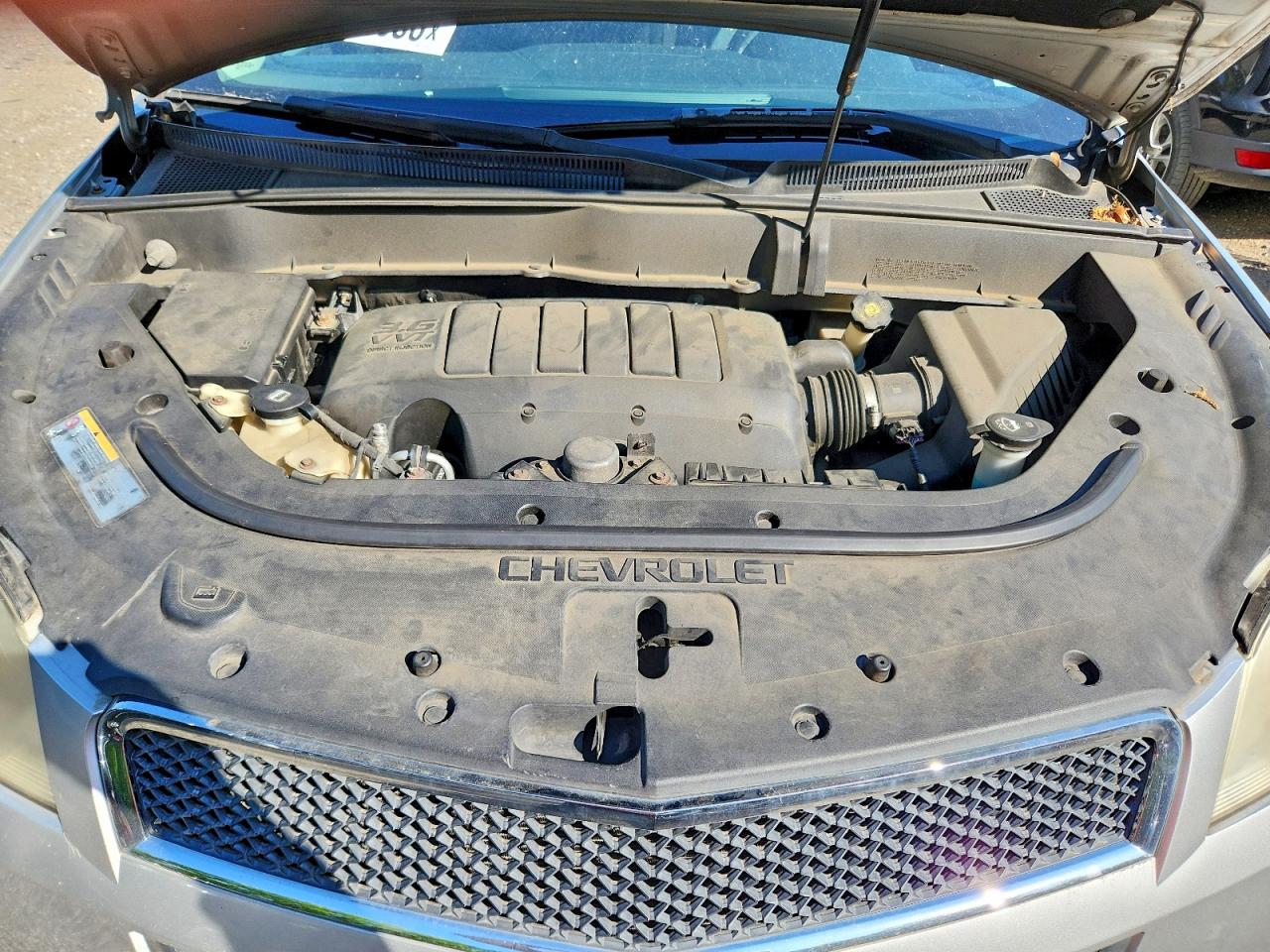 CHEVROLET TRAVERSE 2011 — 13
