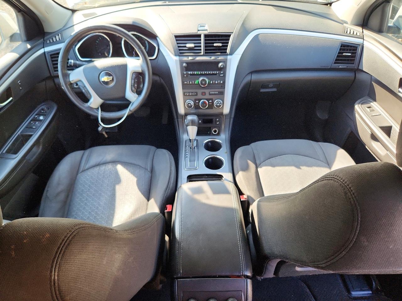 CHEVROLET TRAVERSE 2011 — 9