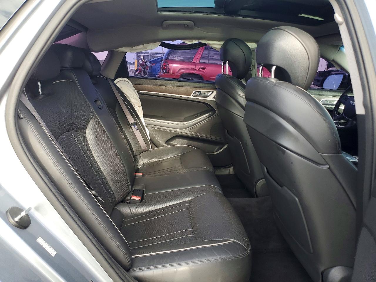 HYUNDAI GENESIS 2015 — 11
