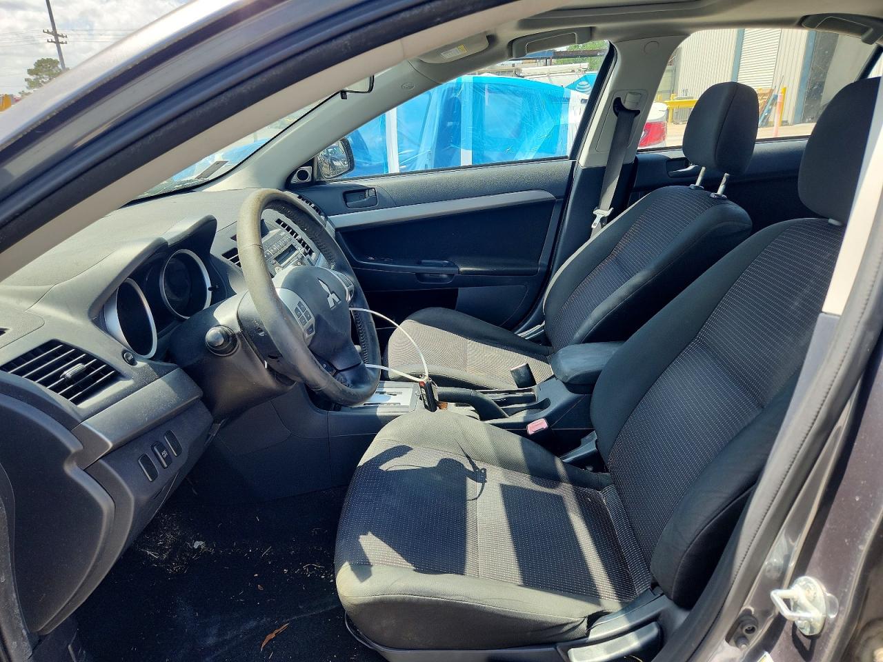 MITSUBISHI LANCER 2010 — 8