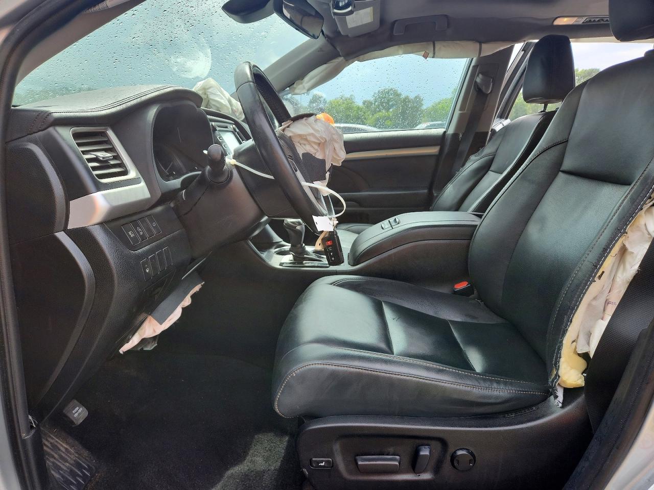 TOYOTA HIGHLANDER 2019 — 8