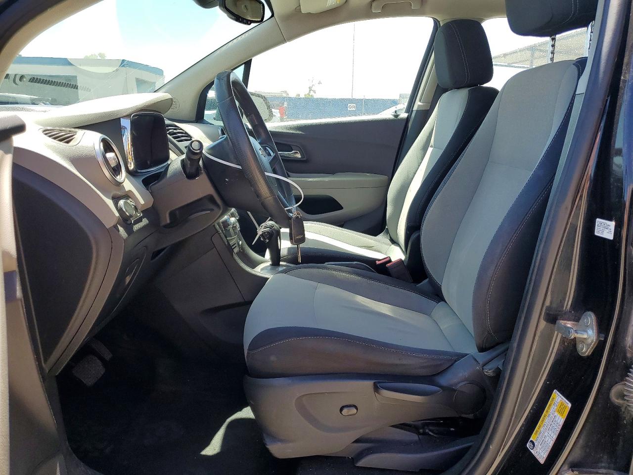 CHEVROLET TRAX 2015 — 8