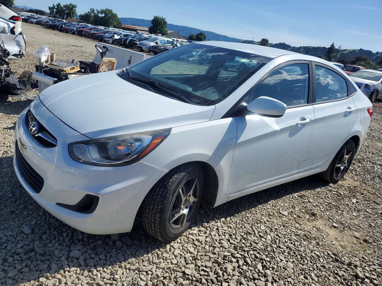 HYUNDAI ACCENT 2014 — 2