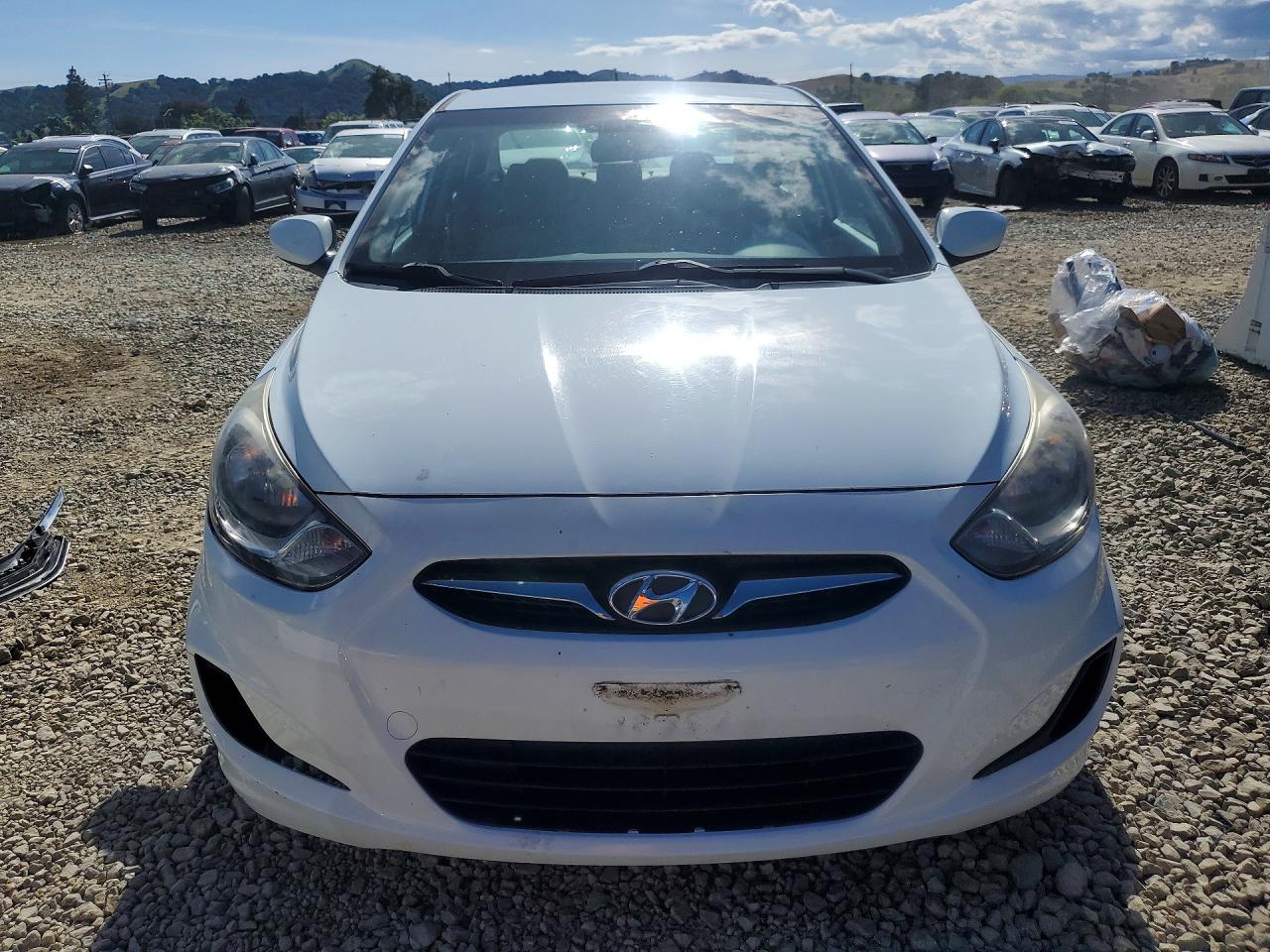 HYUNDAI ACCENT 2014 — 6