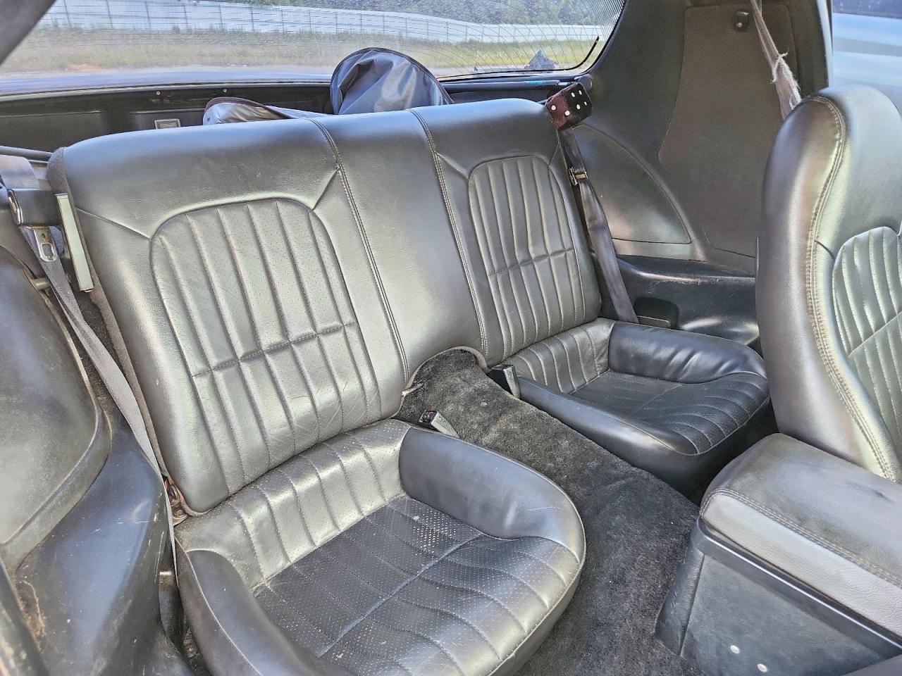 CHEVROLET CAMARO 1992 — 11