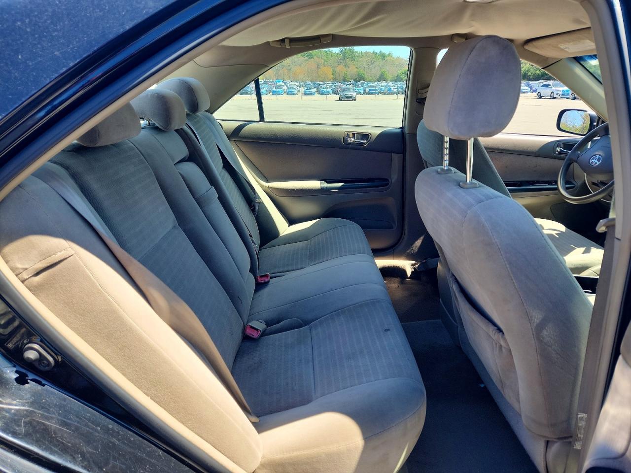TOYOTA CAMRY 2005 — 11