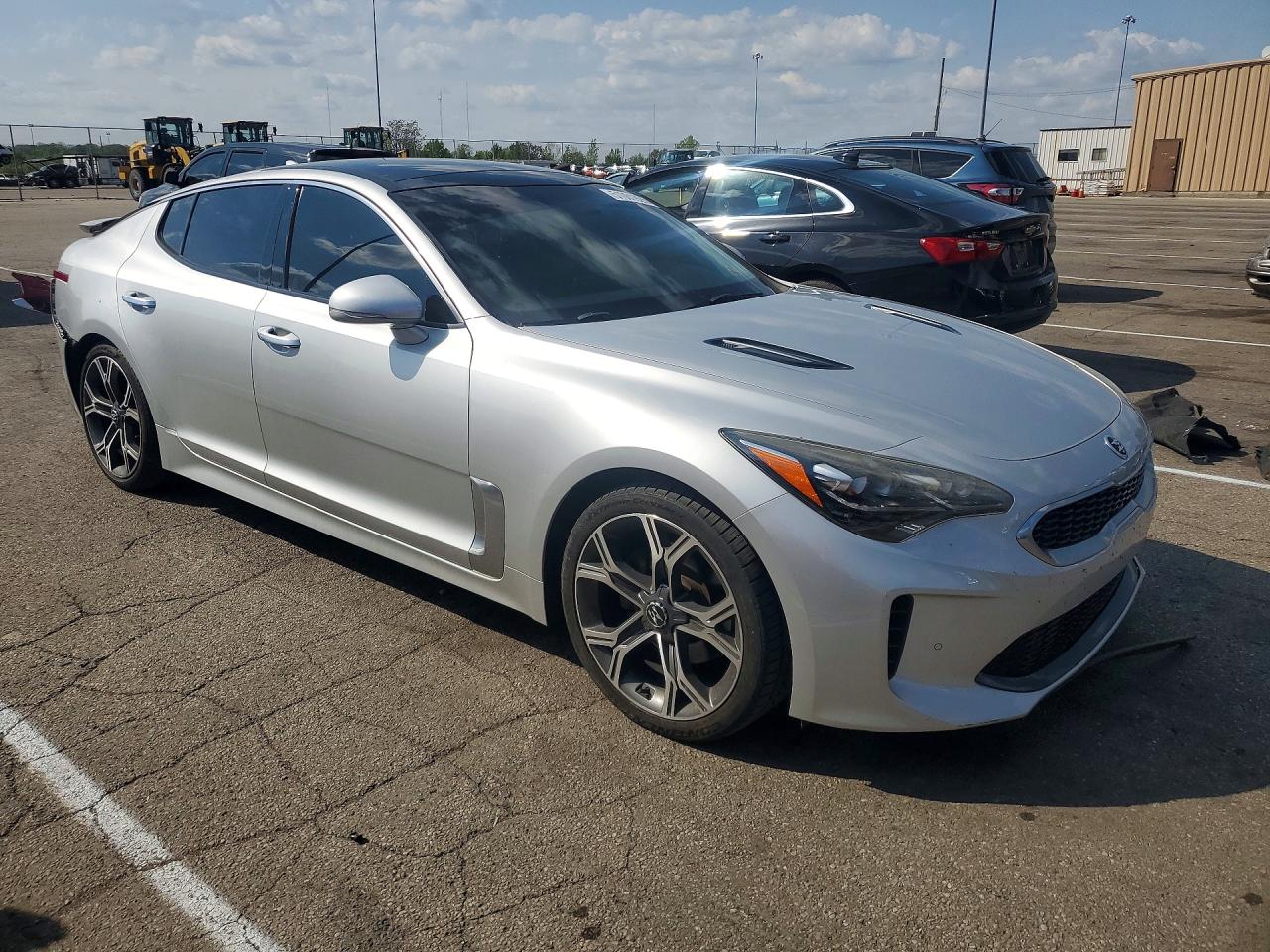 KIA STINGER 2018 — 5