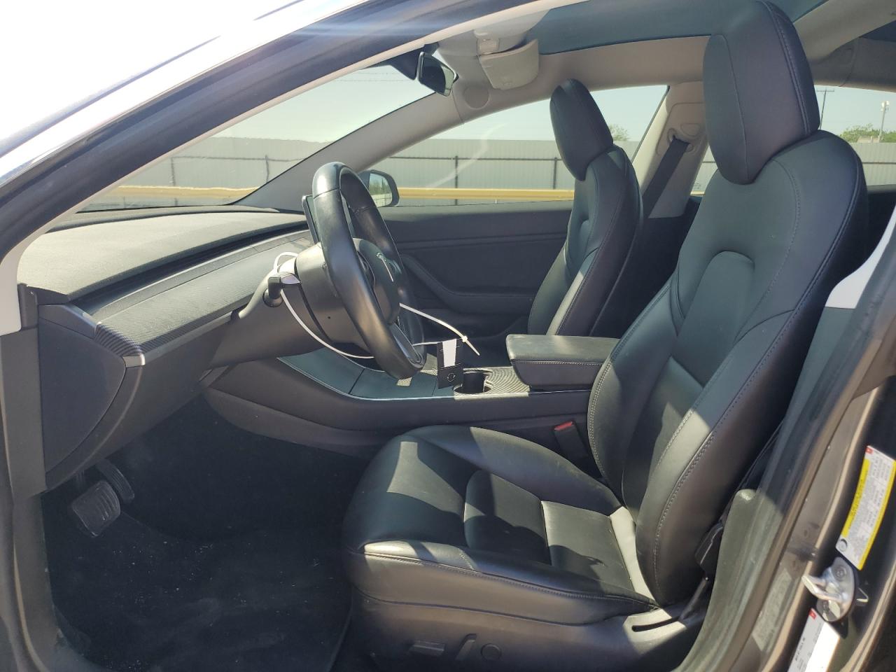 TESLA MODEL 3 2018 — 8