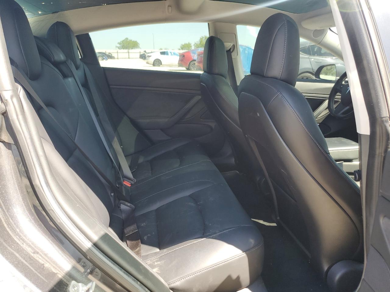 TESLA MODEL 3 2018 — 11