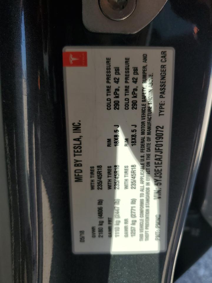 TESLA MODEL 3 2018 — 13
