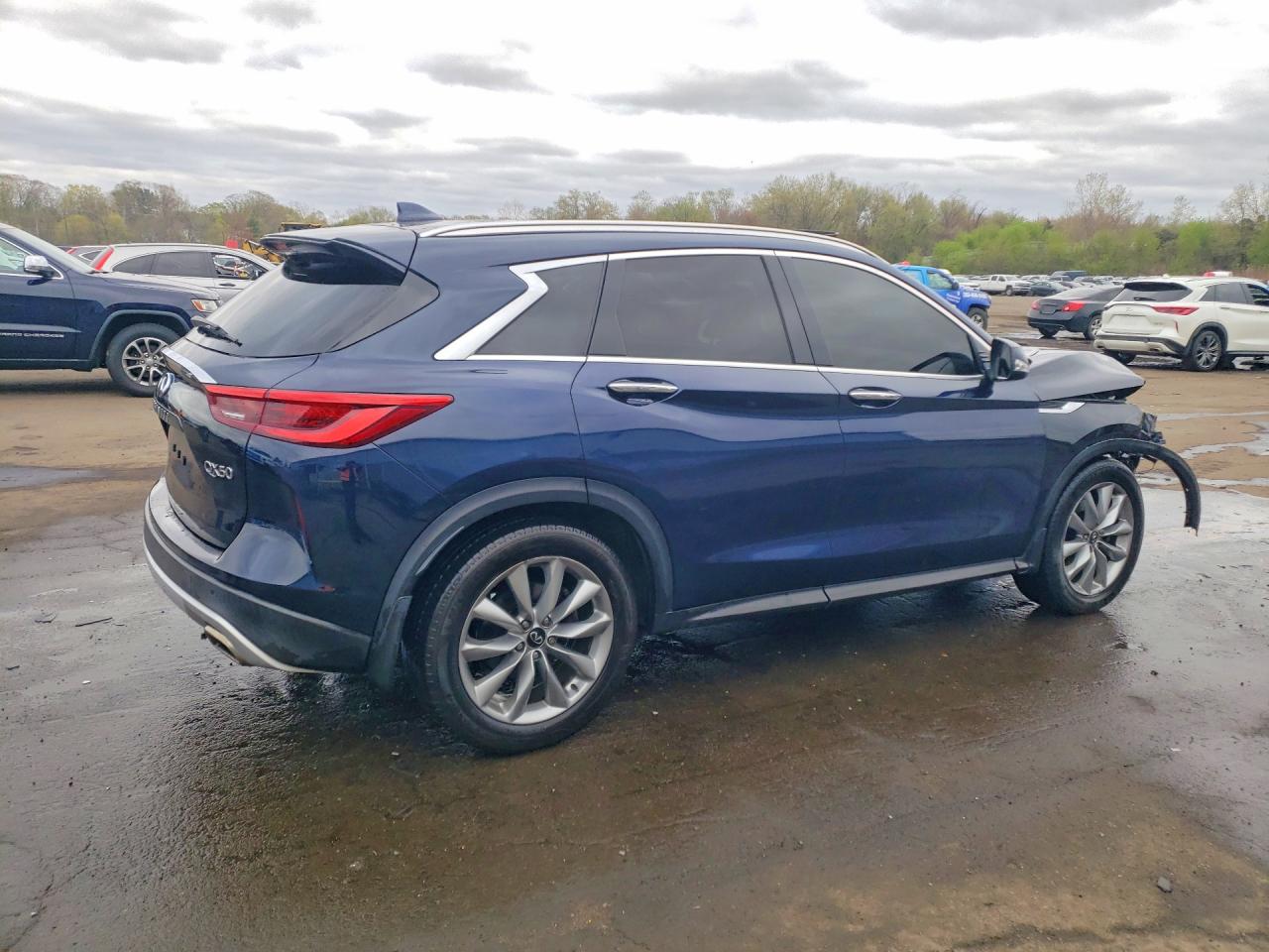 INFINITI QX50 2021 — 4