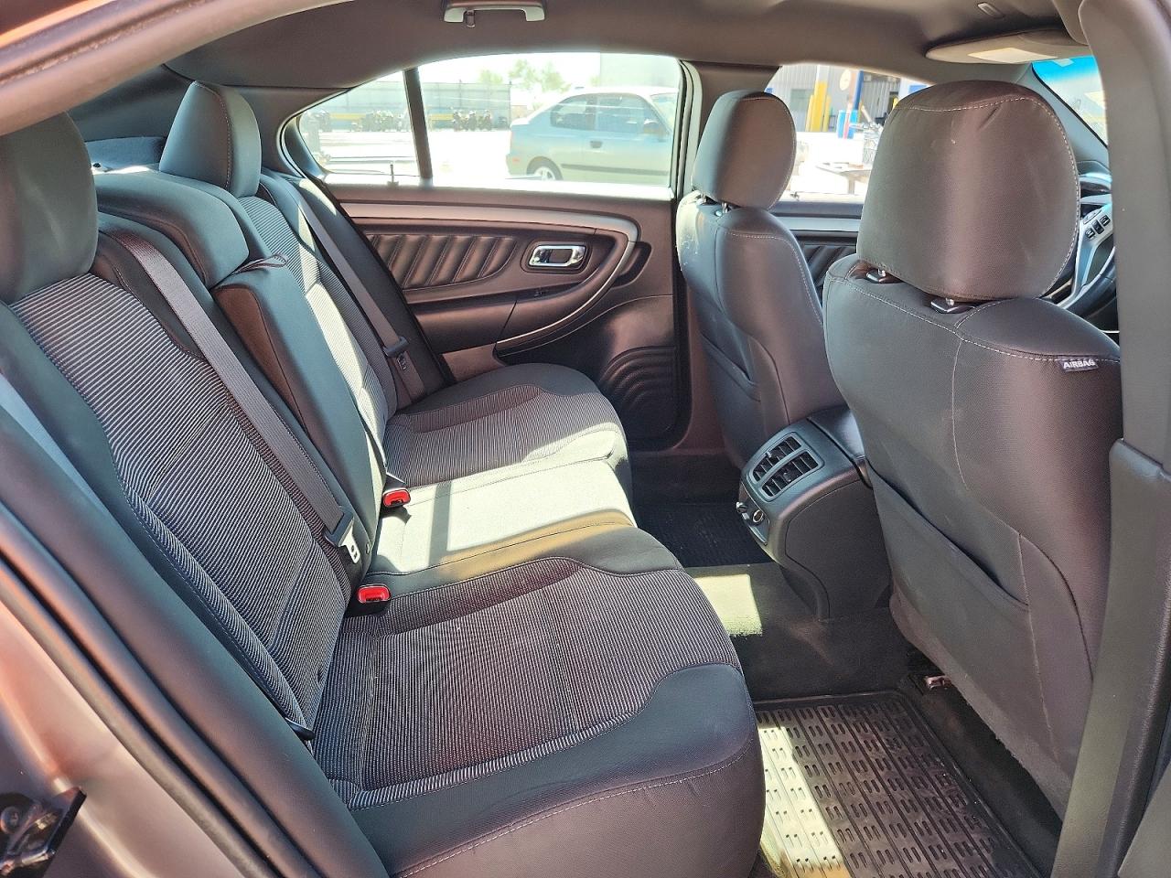 FORD TAURUS 2014 — 11