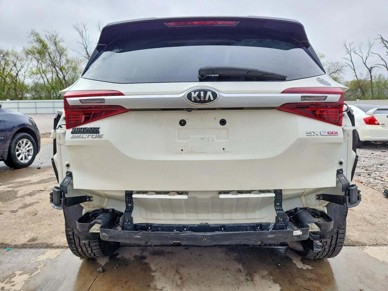 KIA SELTOS 2021 — 7