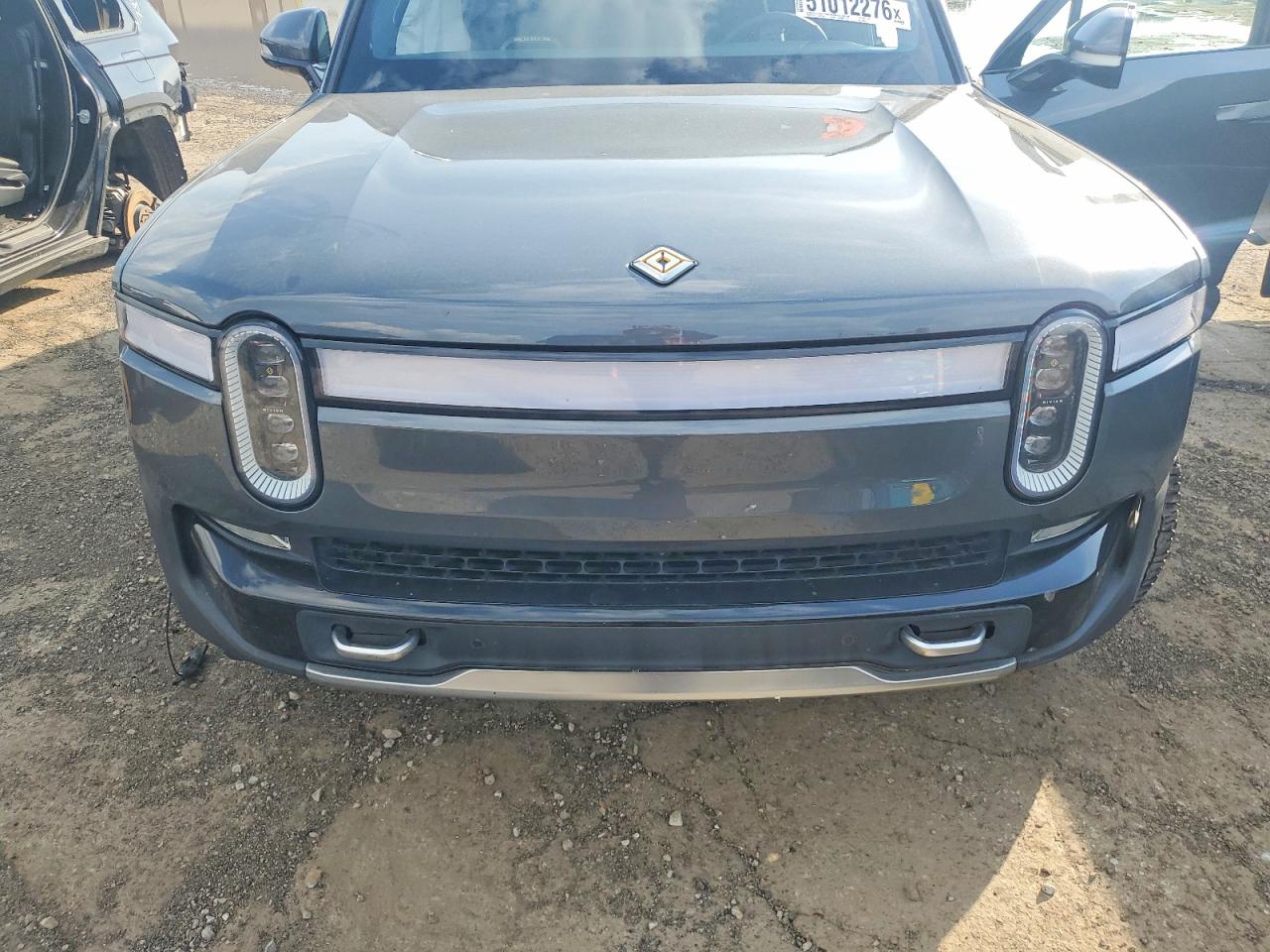 RIVIAN R1S 2023 — 12