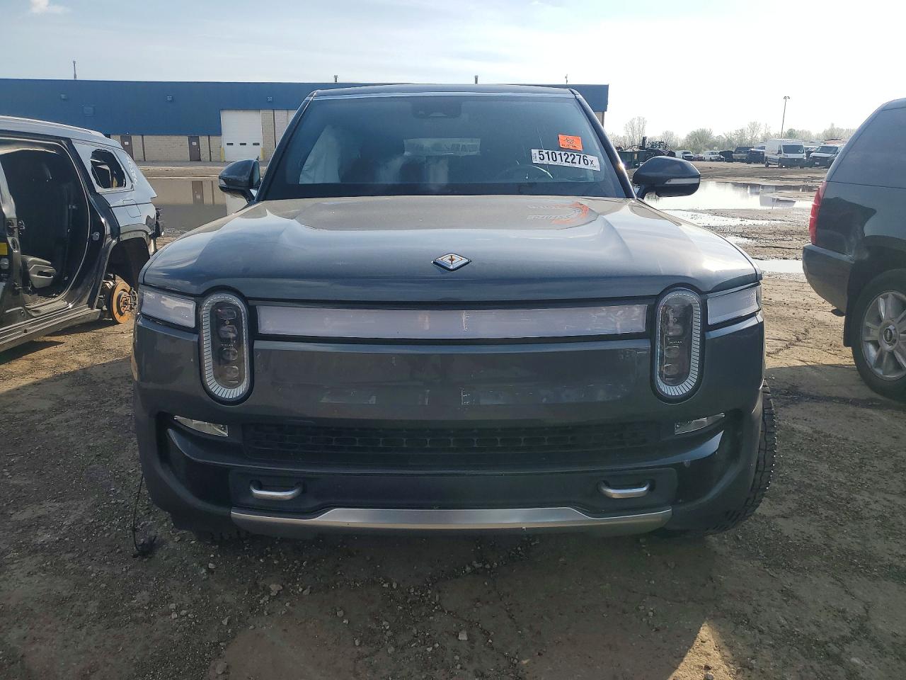 RIVIAN R1S 2023 — 6