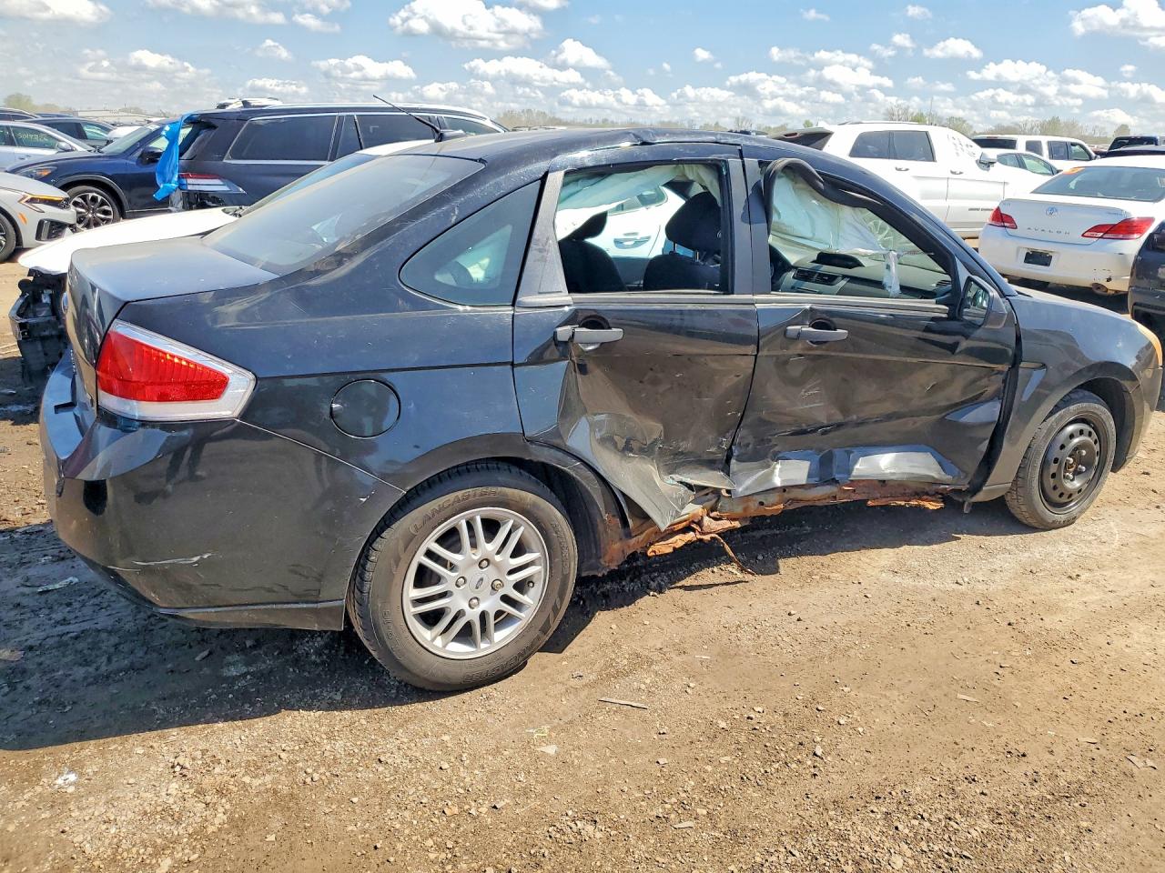 FORD FOCUS 2011 — 4