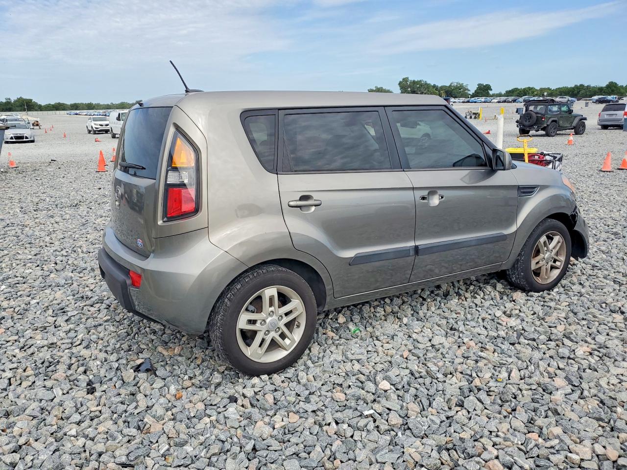 KIA SOUL 2011 — 4