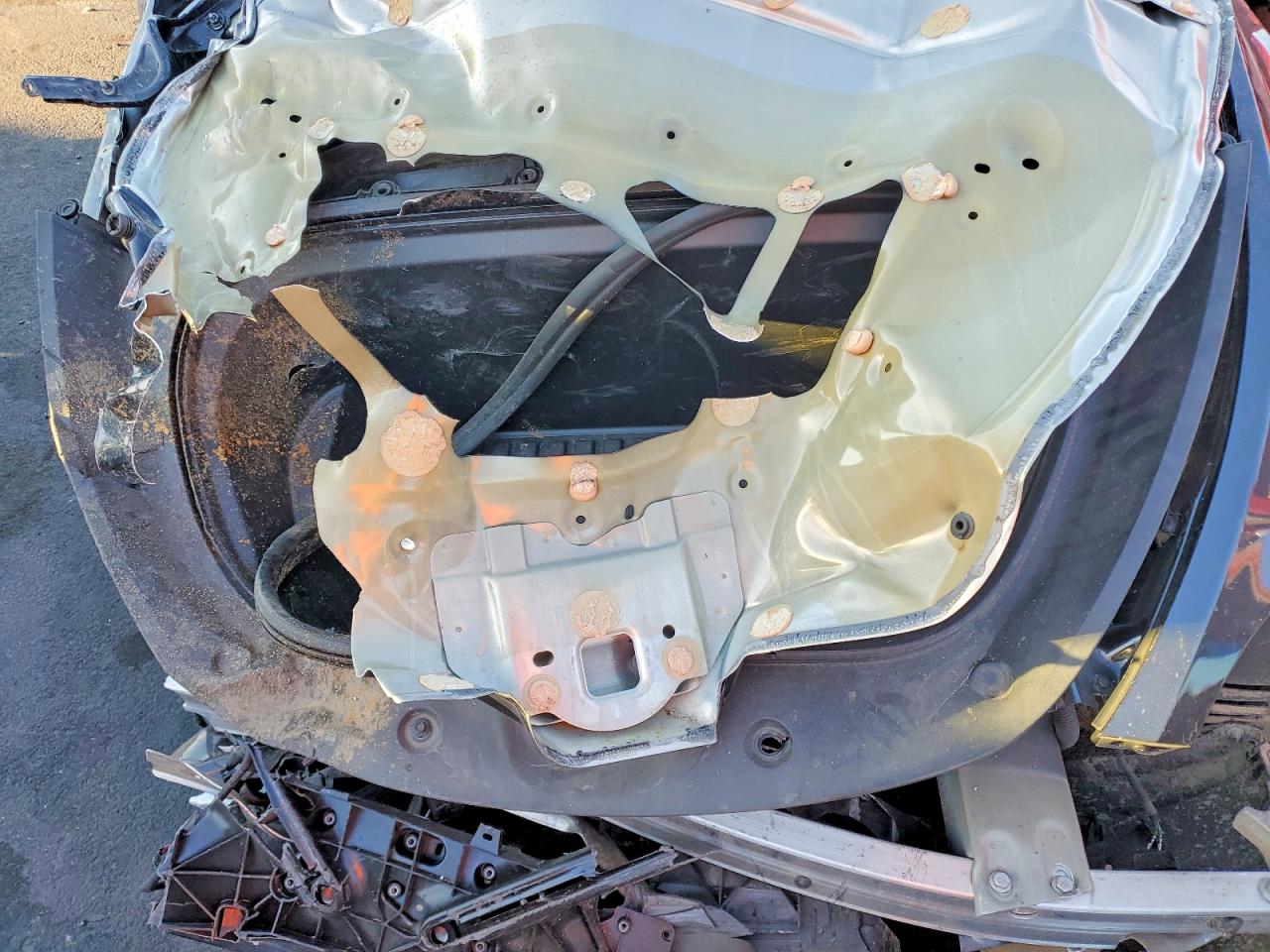 TESLA MODEL Y 2025 — 12