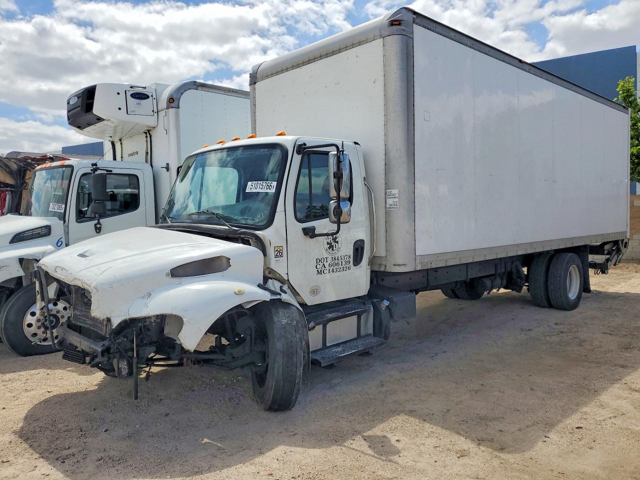 FREIGHTLINER M2 2015 — 2