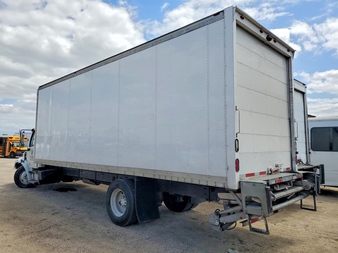 FREIGHTLINER M2 2015 — 3