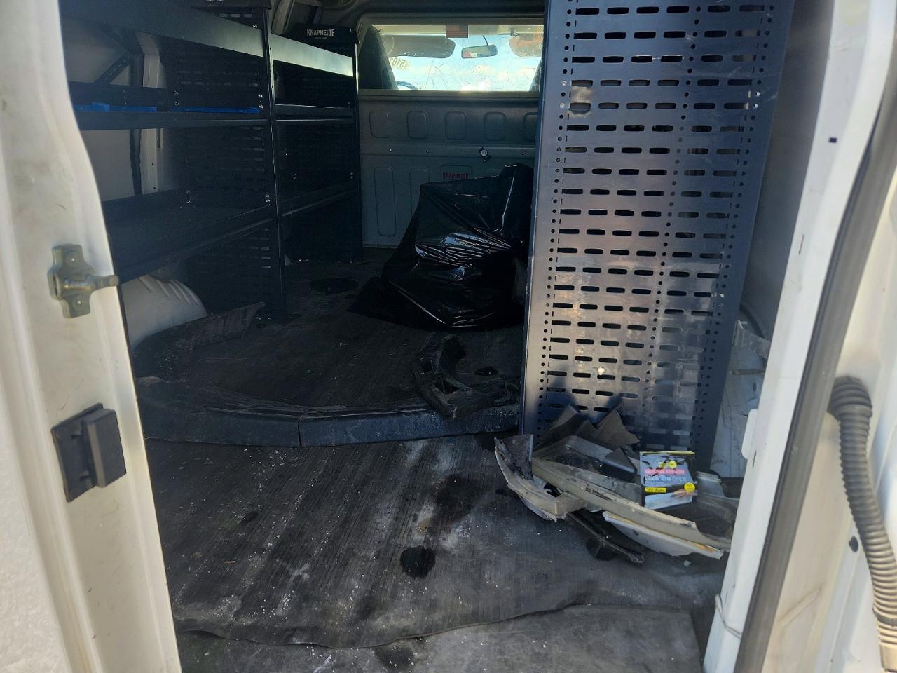 CHEVROLET EXPRESS G2500 2021 — 11