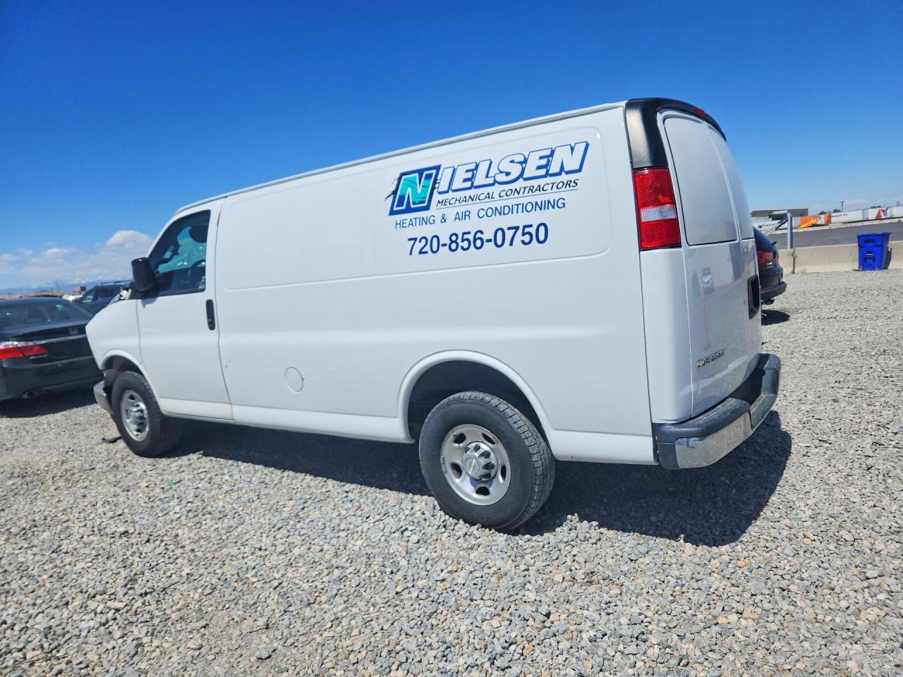 CHEVROLET EXPRESS G2500 2021 — 3