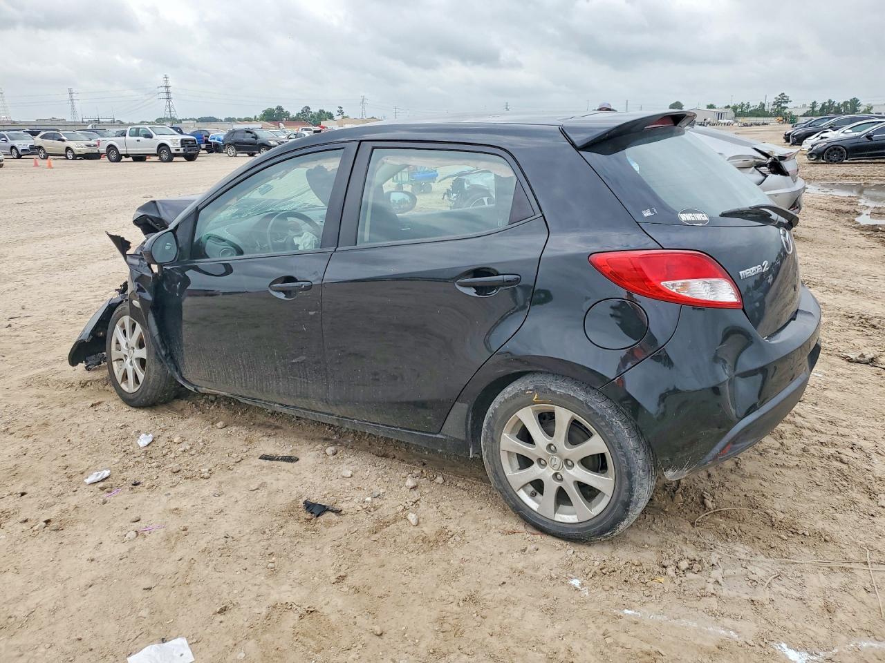 MAZDA MAZDA2 2012 — 3