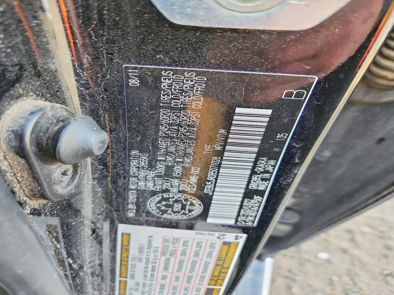 TOYOTA 4RUNNER 2011 — 13