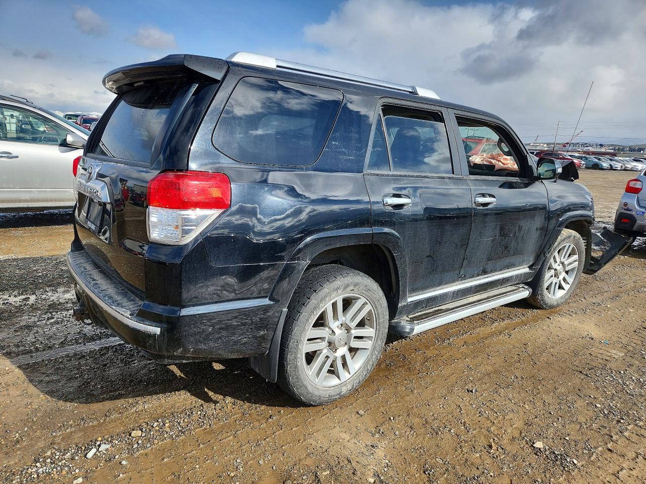 TOYOTA 4RUNNER 2011 — 4