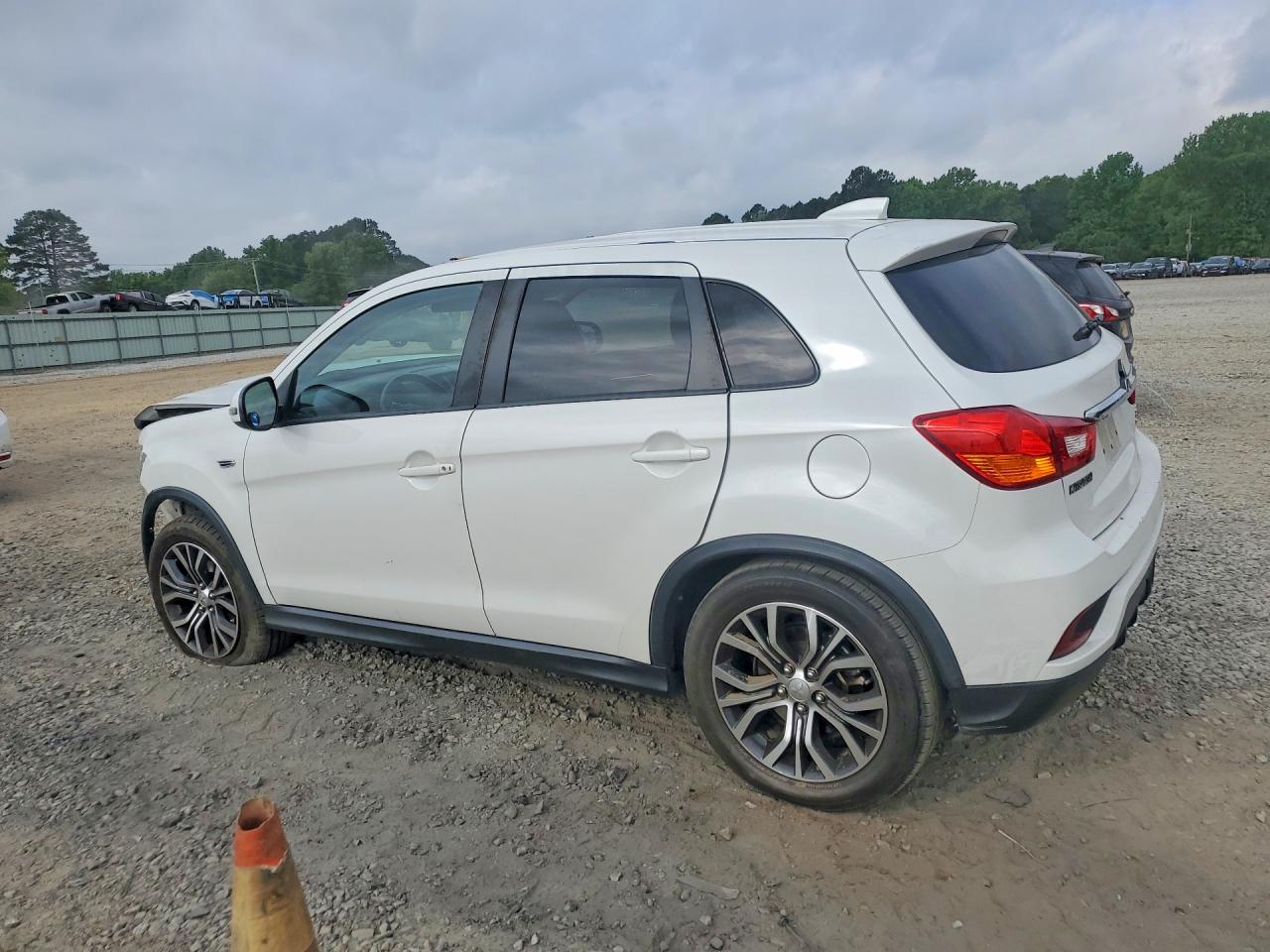 MITSUBISHI OUTLANDER SPORT 2019 — 3