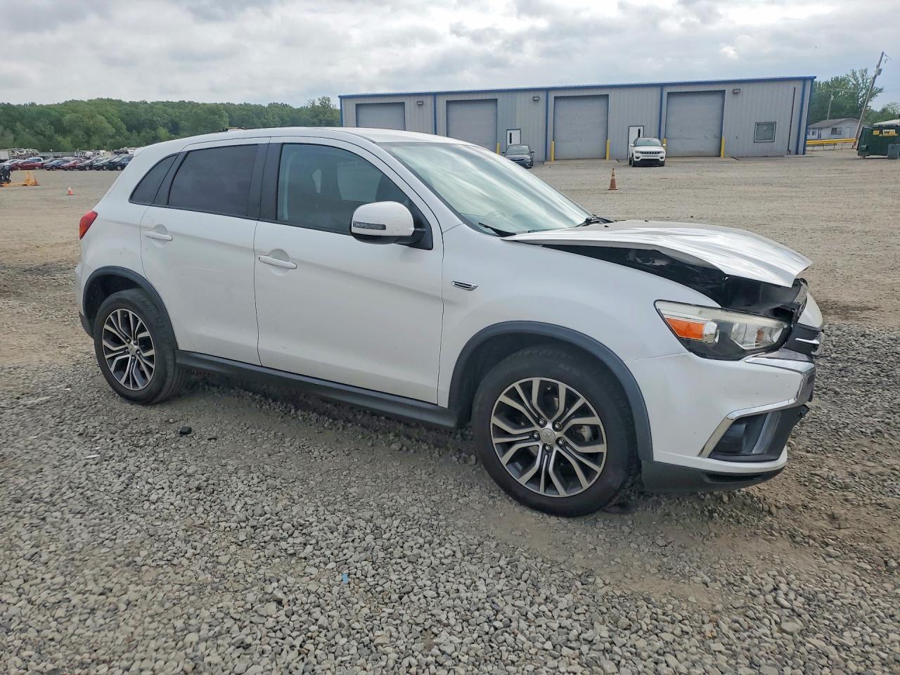 MITSUBISHI OUTLANDER SPORT 2019 — 5