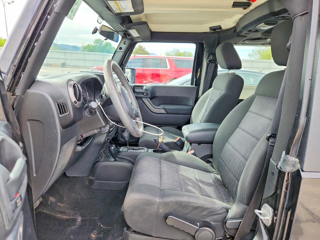JEEP WRANGLER 2011 — 8