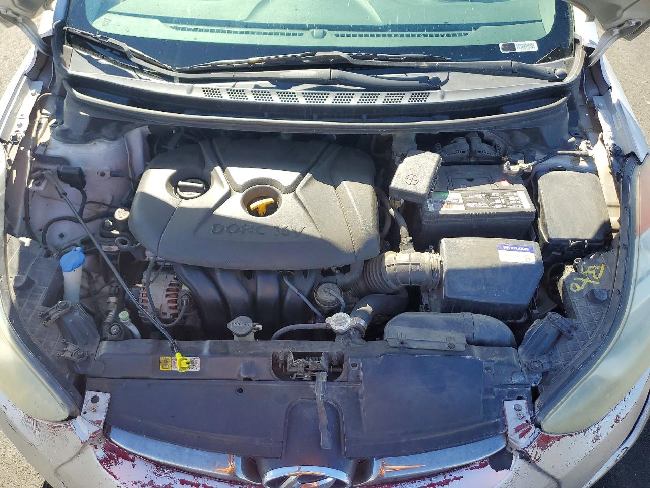 HYUNDAI ELANTRA 2012 — 12