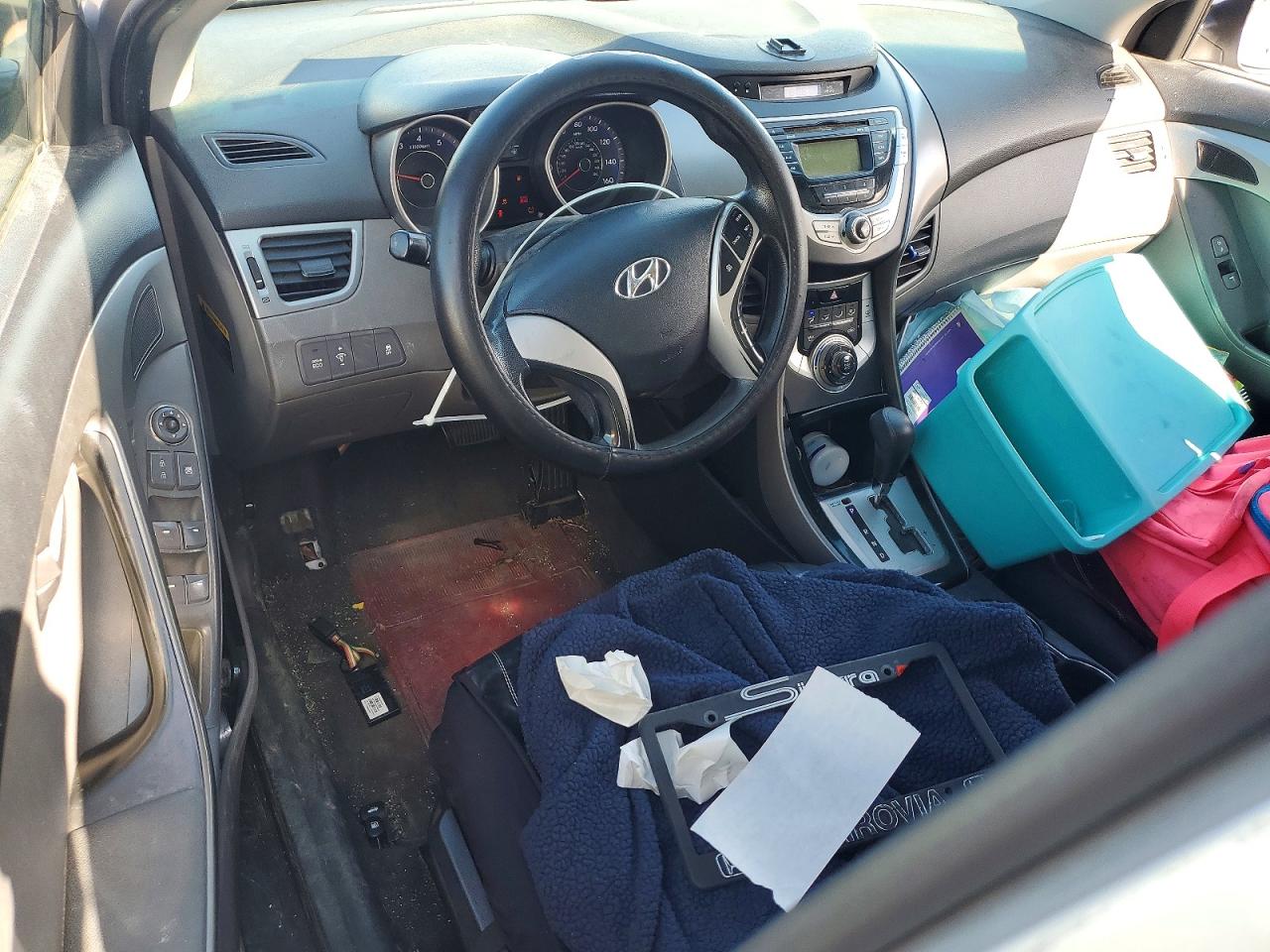 HYUNDAI ELANTRA 2012 — 9