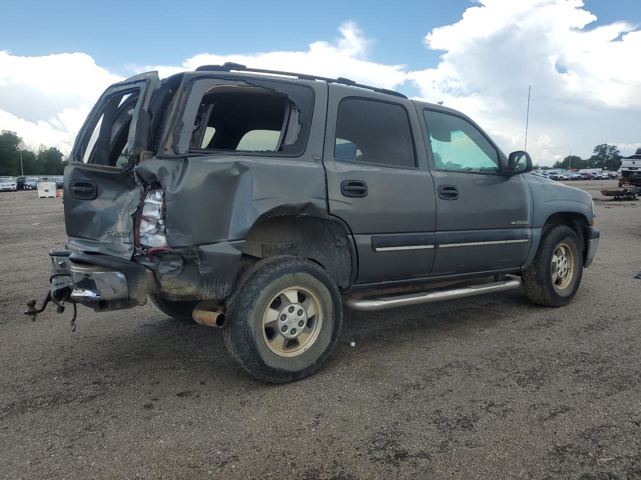 CHEVROLET TAHOE 2001 — 4