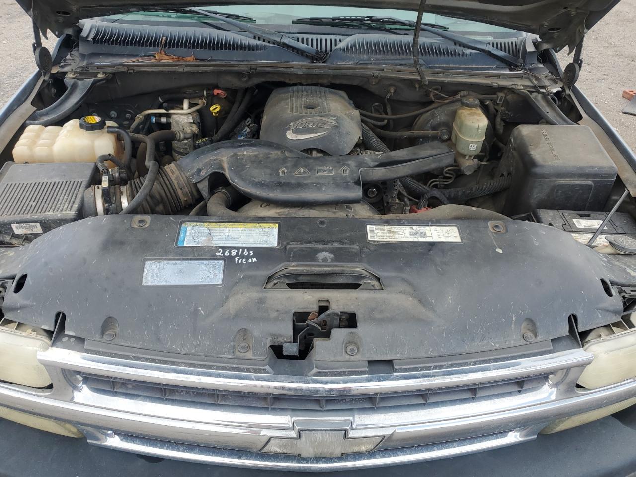 CHEVROLET TAHOE 2001 — 13