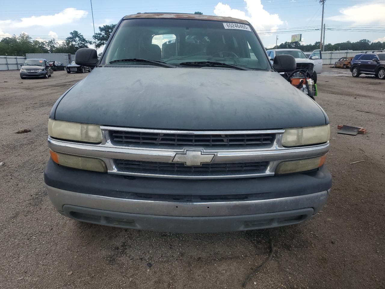CHEVROLET TAHOE 2001 — 6