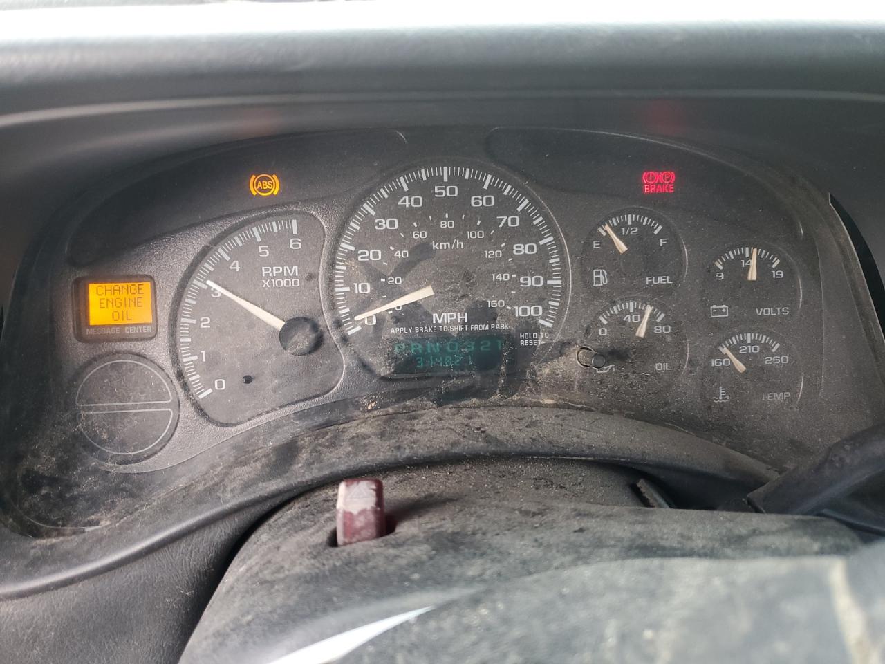 CHEVROLET TAHOE 2001 — 10