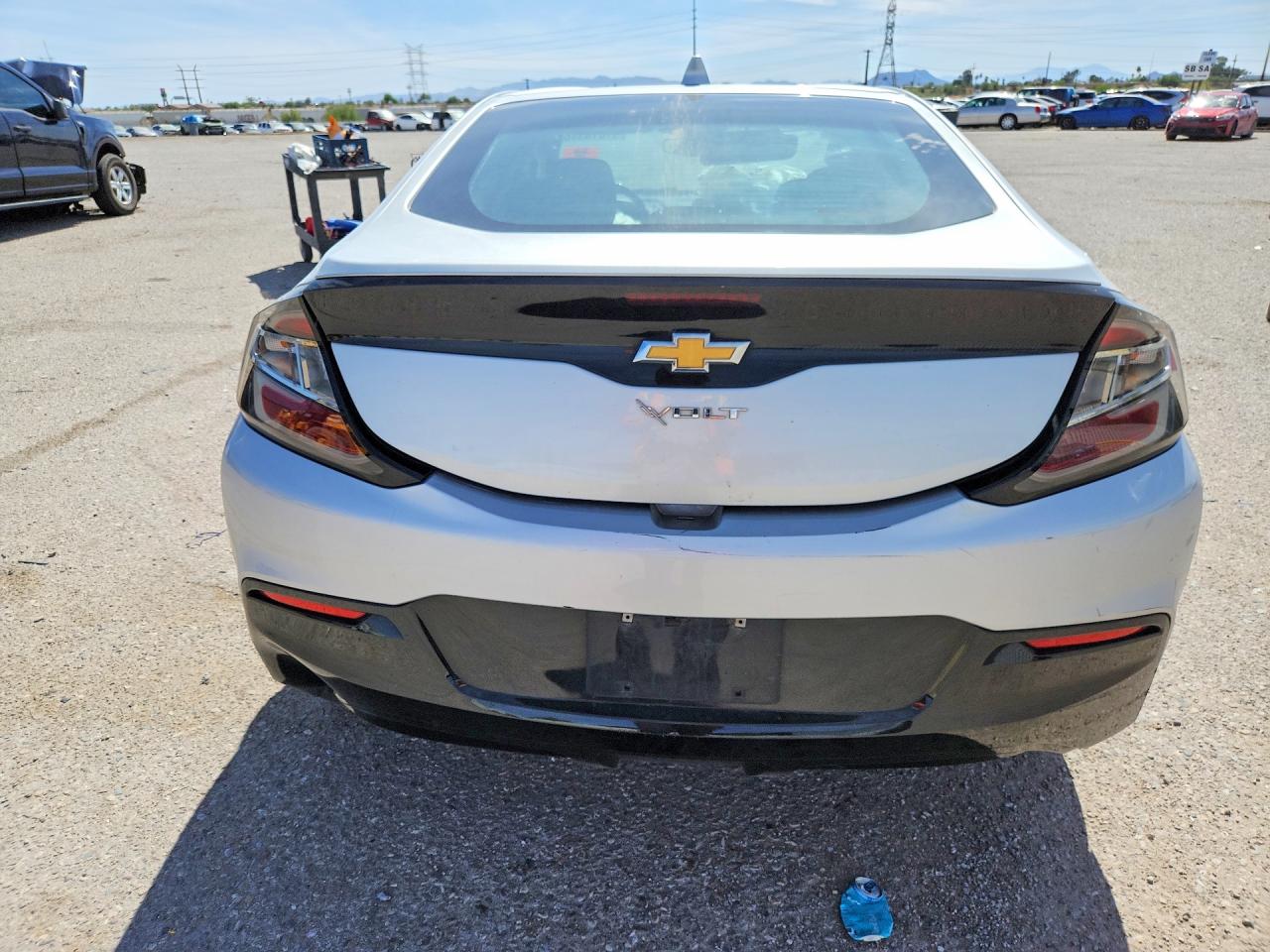 CHEVROLET VOLT 2017 — 7