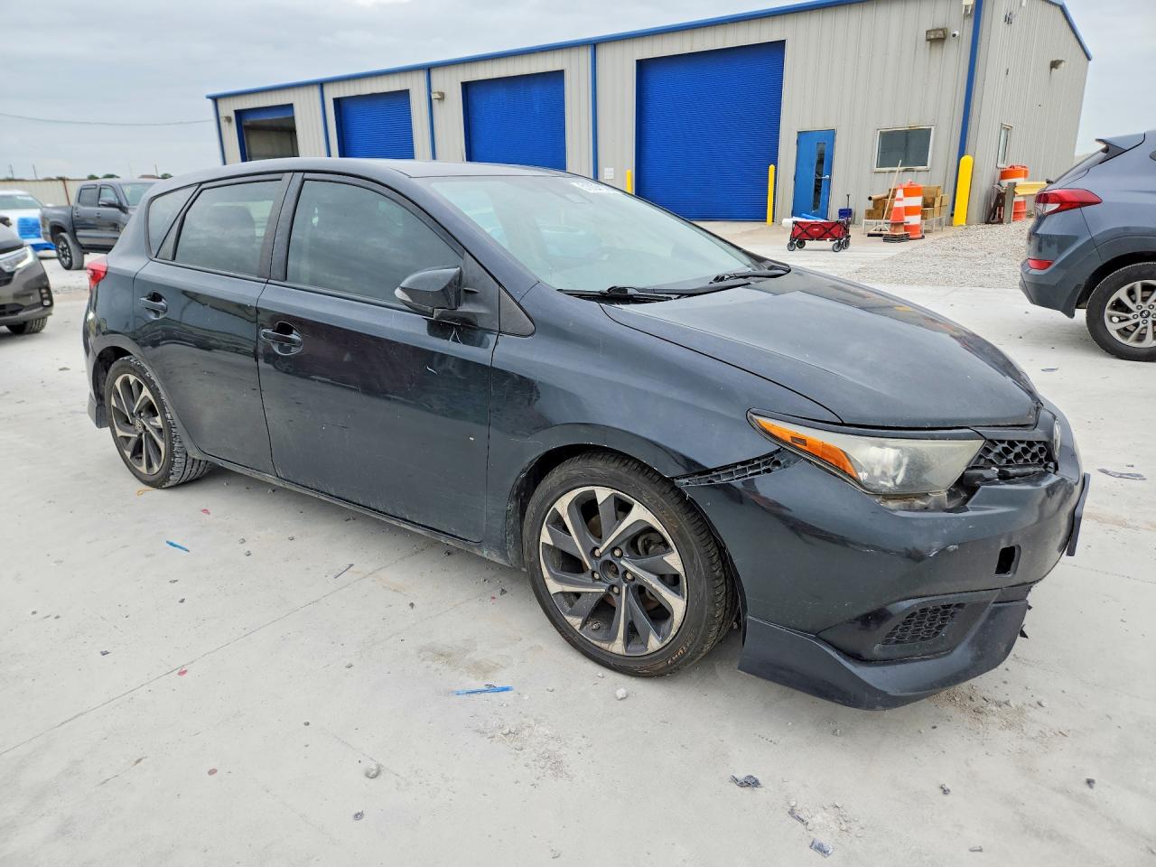 2017 TOYOTA COROLLA IM