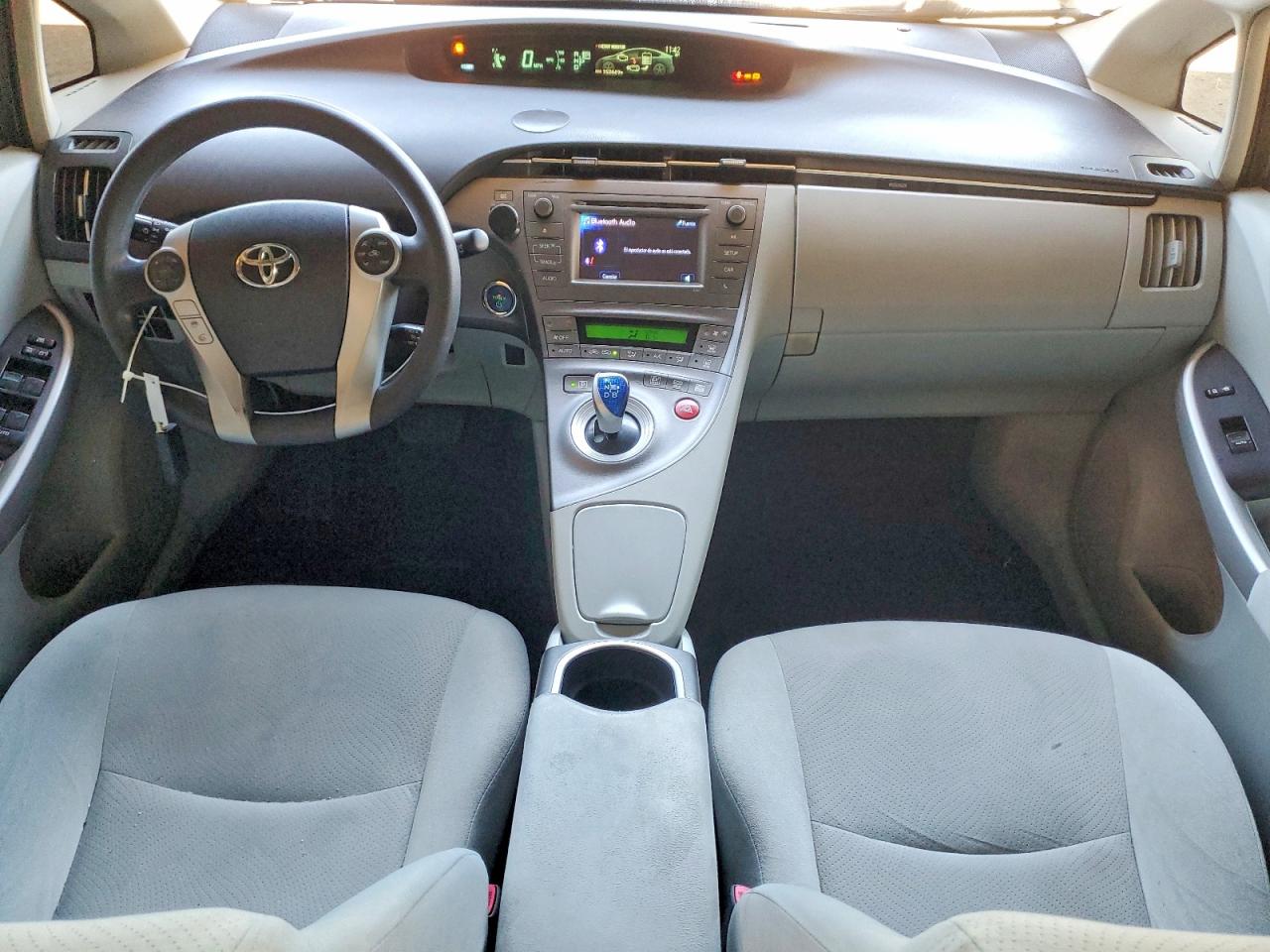 TOYOTA PRIUS 2013 — 9