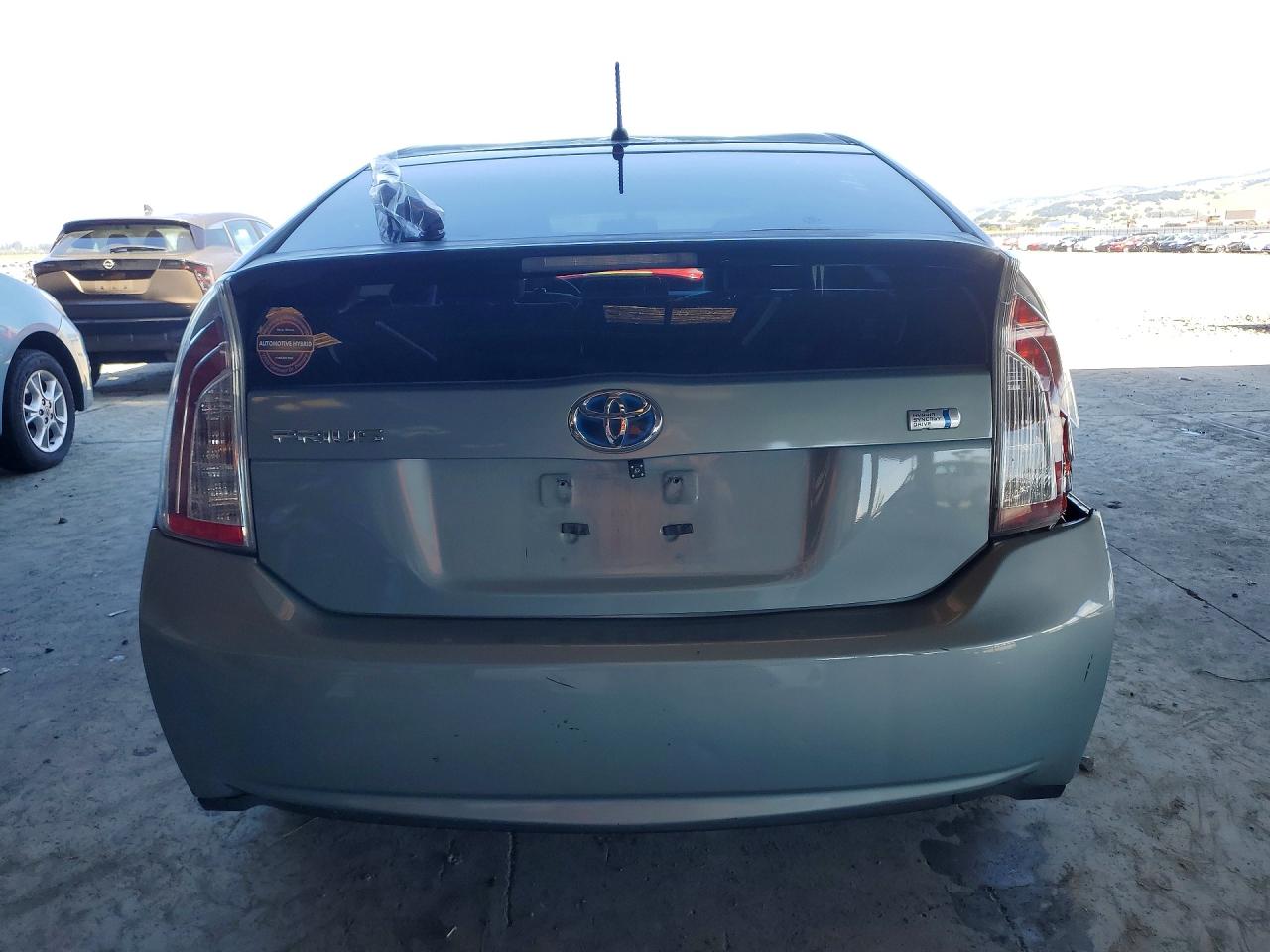 TOYOTA PRIUS 2013 — 7