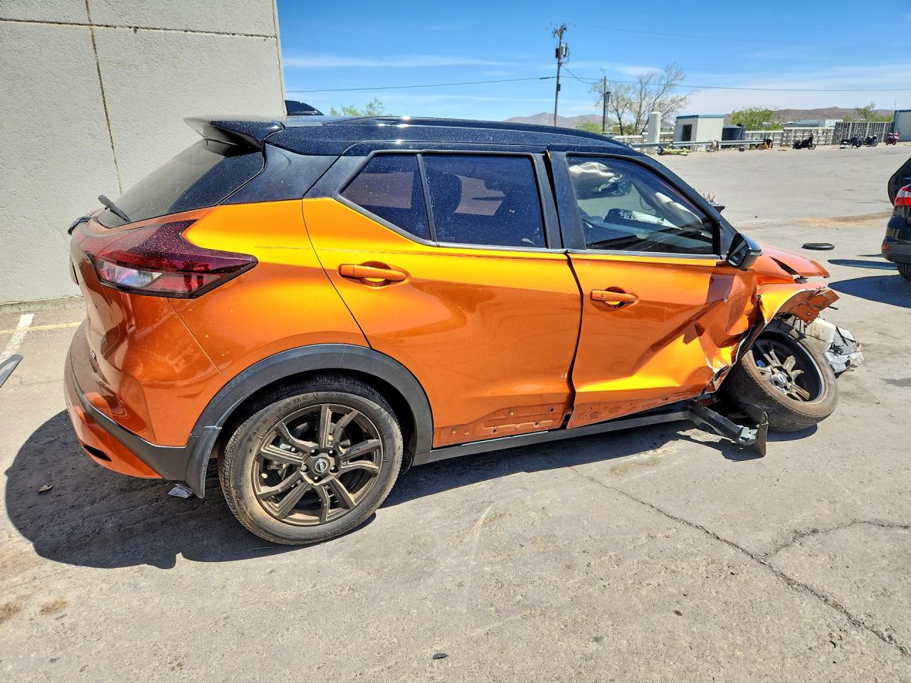 NISSAN KICKS 2022 — 4