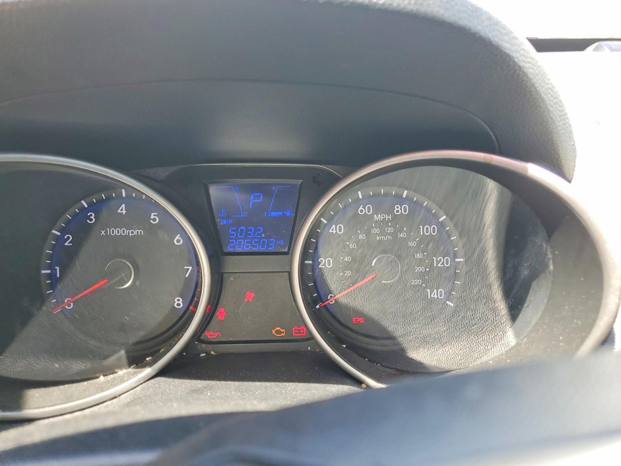 HYUNDAI TUCSON 2010 — 10