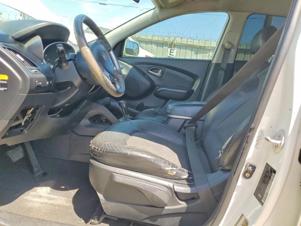 HYUNDAI TUCSON 2010 — 8