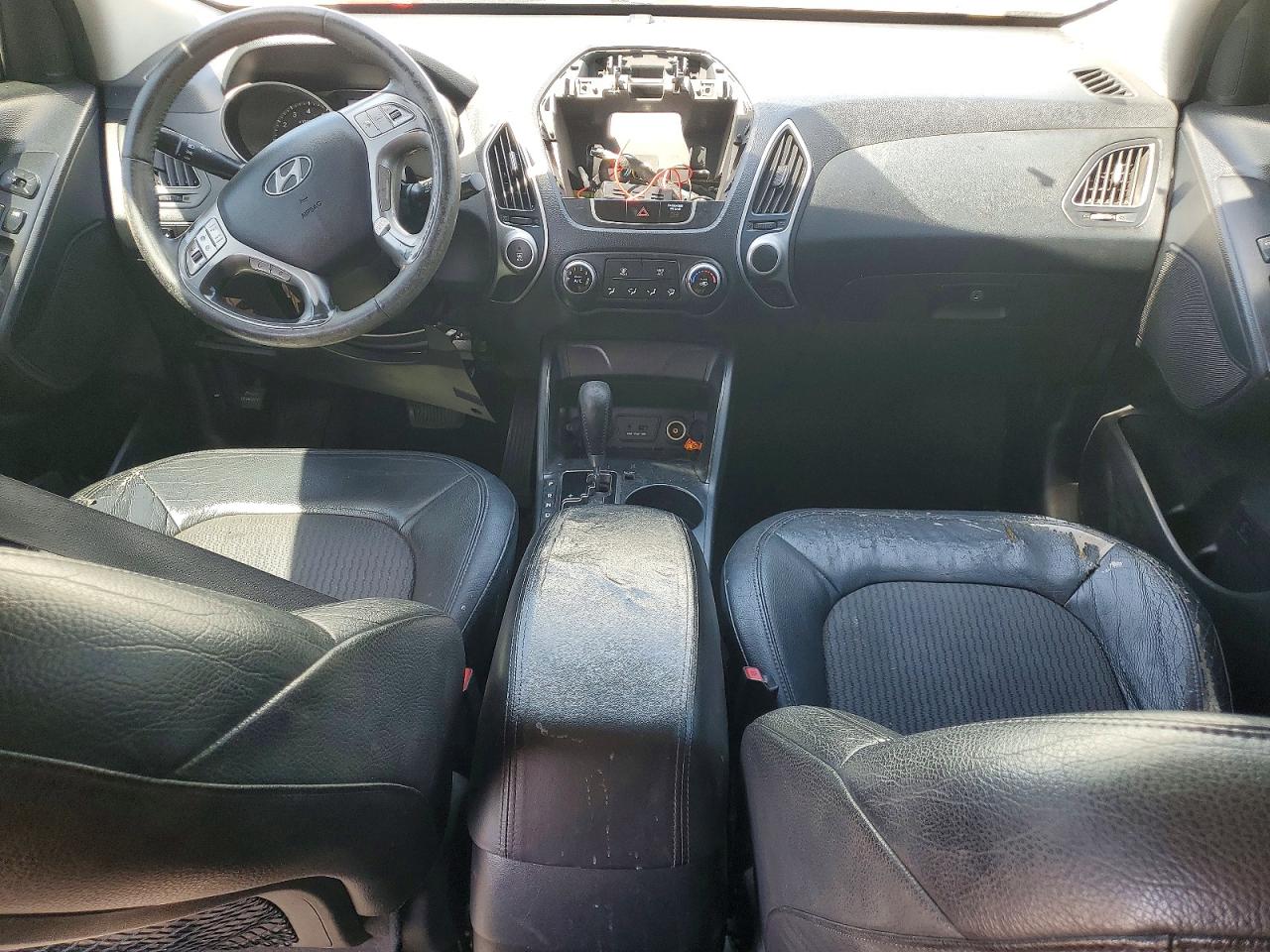 HYUNDAI TUCSON 2010 — 9