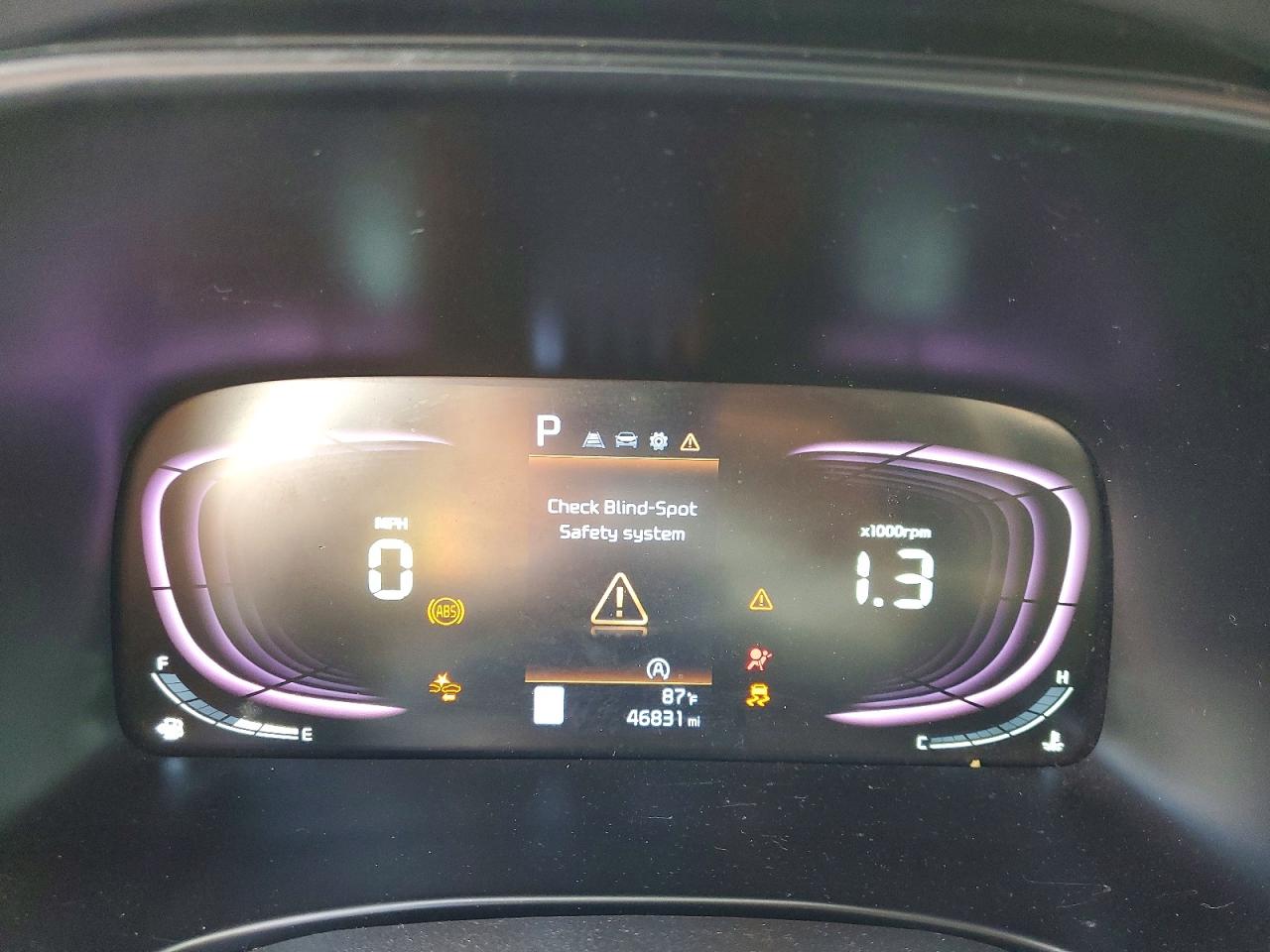 KIA SOUL 2023 — 10