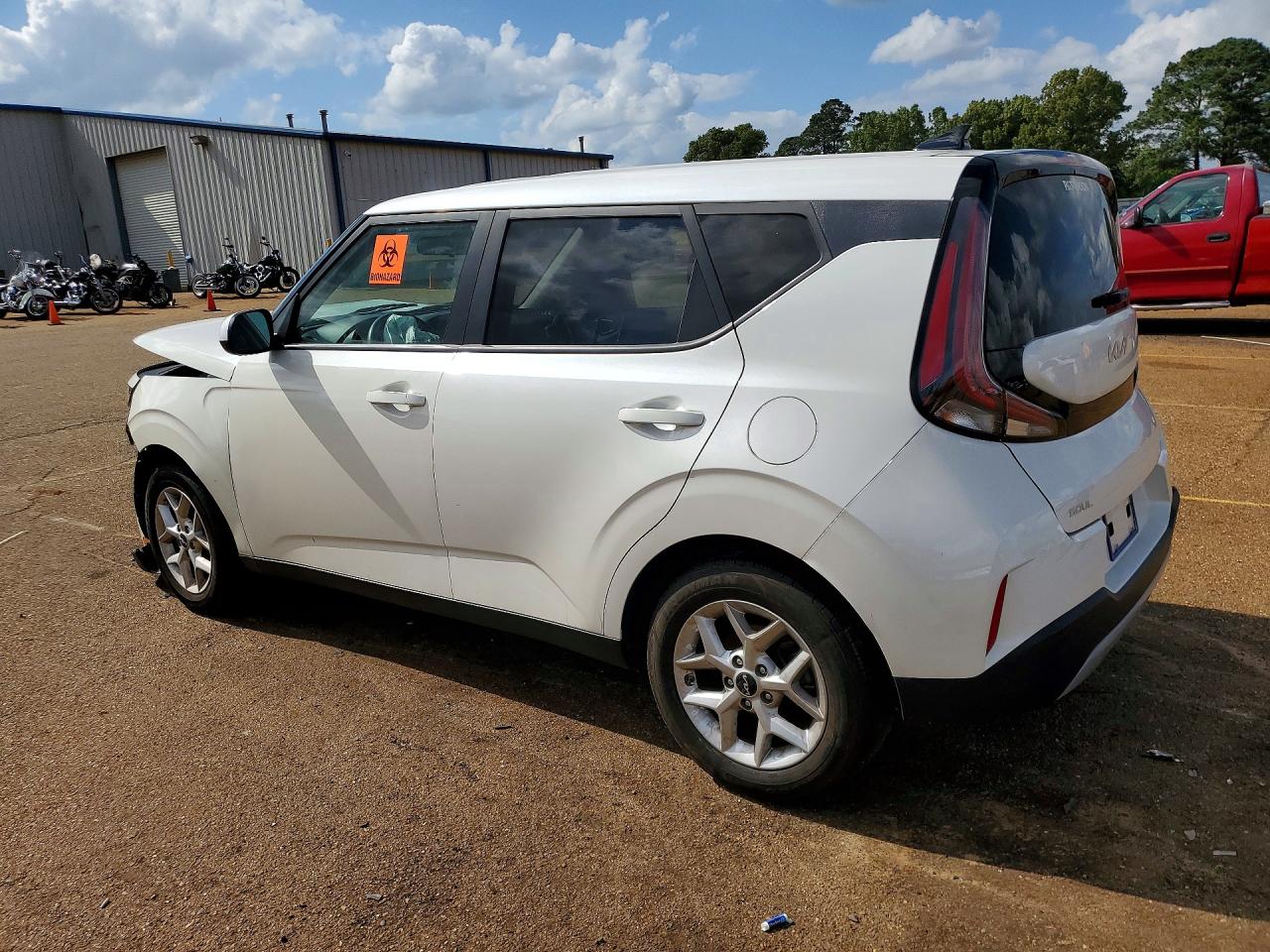 KIA SOUL 2023 — 3